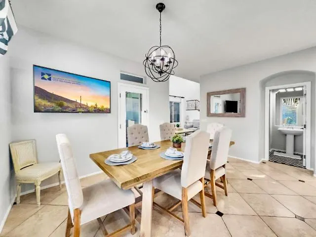 Holiday home Comstock