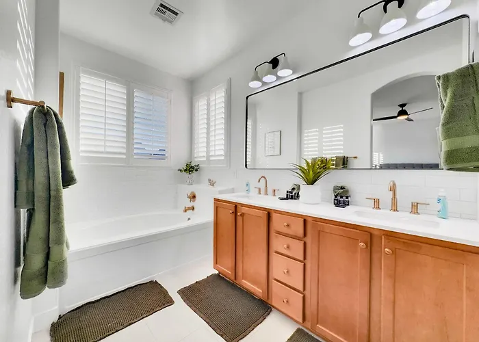 Holiday home Comstock Gilbert